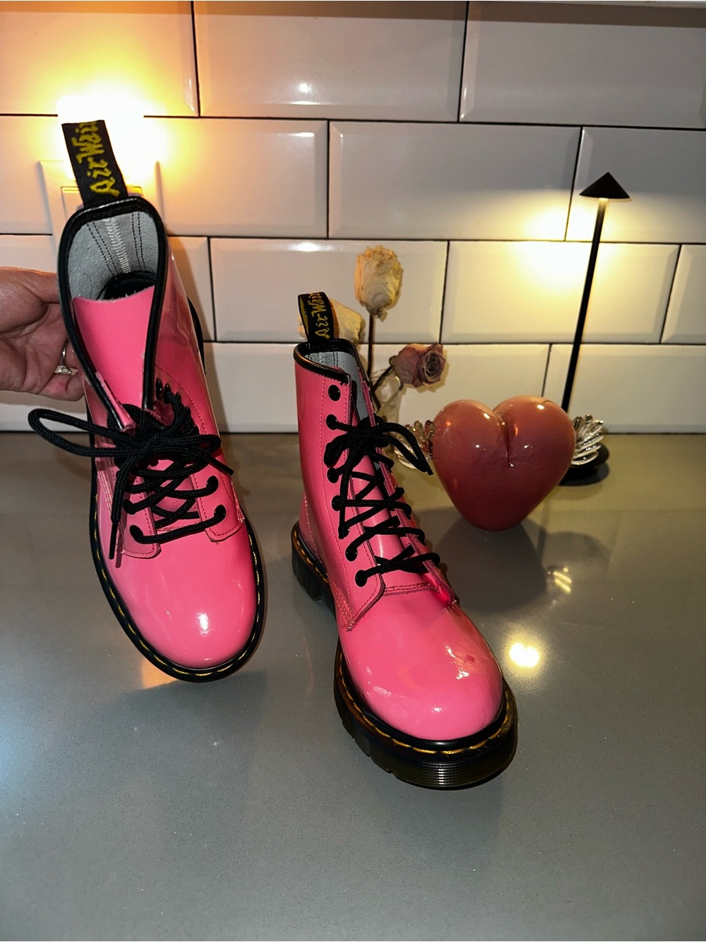 Dr. Martens 1460 WOMEN'S PATENT LEATHER LACE UP BOOTS